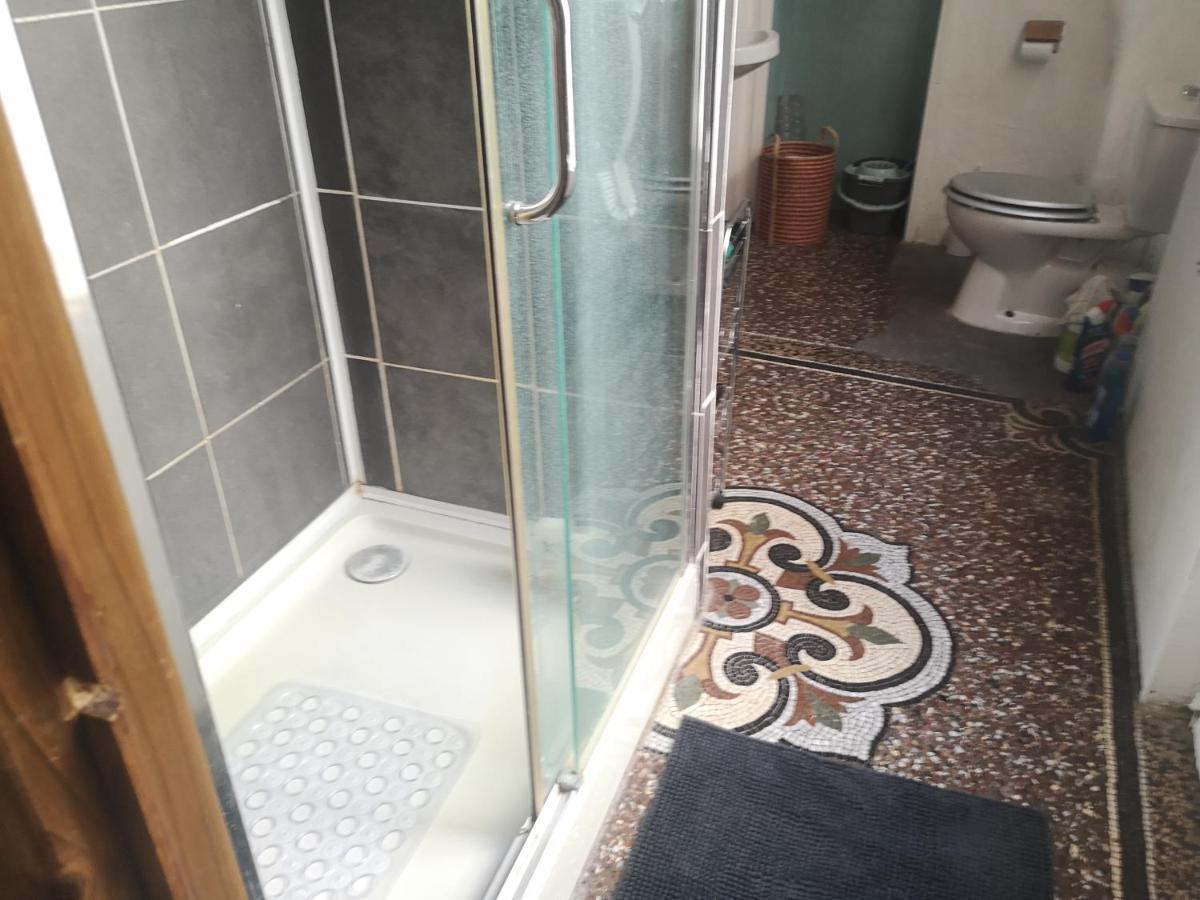 2 Bedroom Center Ville 1st Floor Wifi Apartamento *