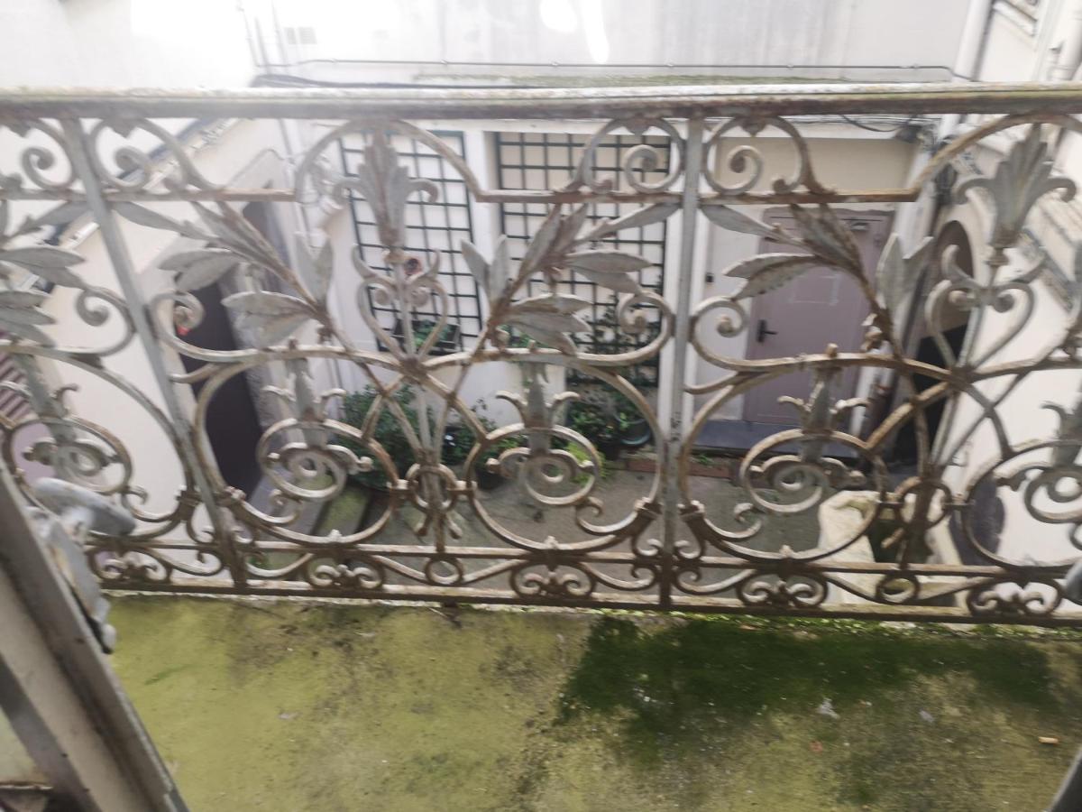 2 Bedroom Center Ville 1st Floor Wifi Apartment Carcassonne