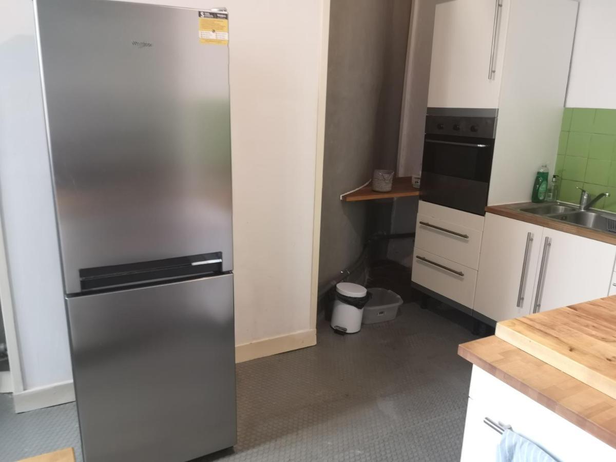 2 Bedroom Center Ville 1st Floor Wifi Apartamento